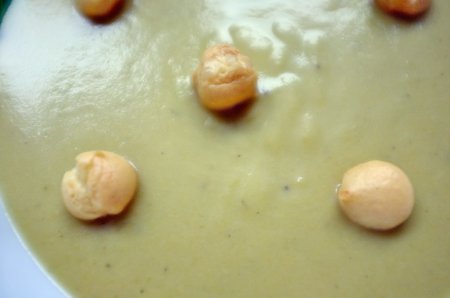 Shreka-Suppe Porencreme